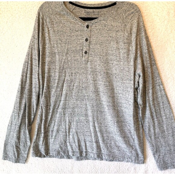Banana Republic Mens Long Sleeve T-Shirt Sz XL Gray White Buttons Pullover - Picture 2 of 9